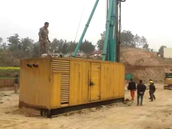 龙泉驿如何判断水冷式机油散热器密封件是否需要更换?